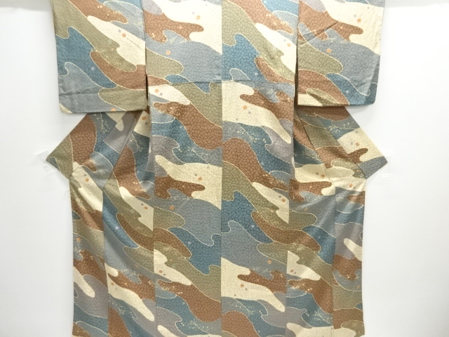 霞に花模様小紋着物